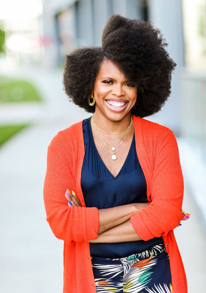 Nedra Glover Tawwab – „Über uns“-Seite, Bild 2